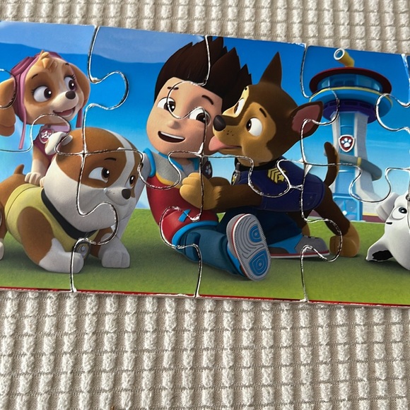 Paw Patrol puzzle set - Picture 7 of 10